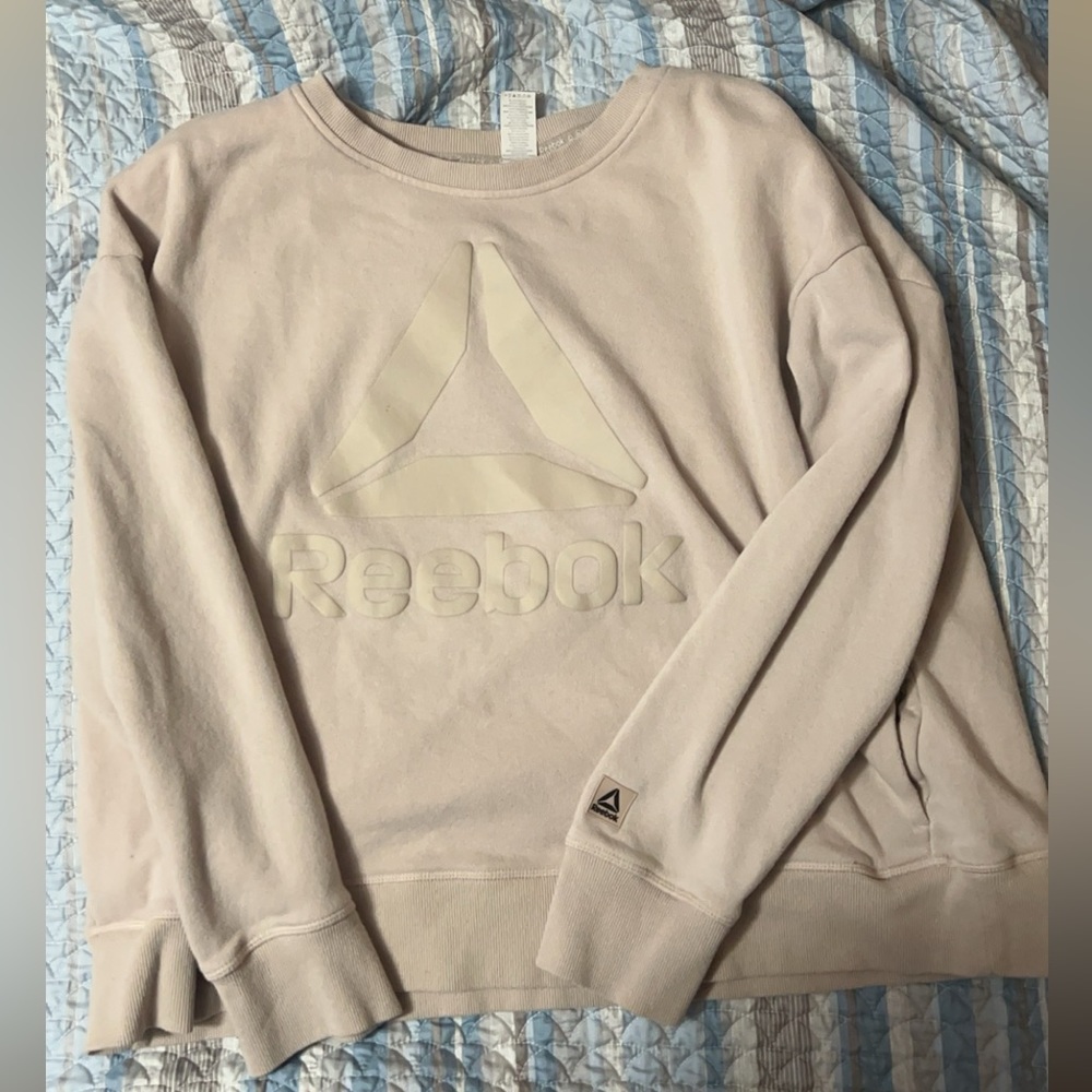Women’s Reebok sweatshirt